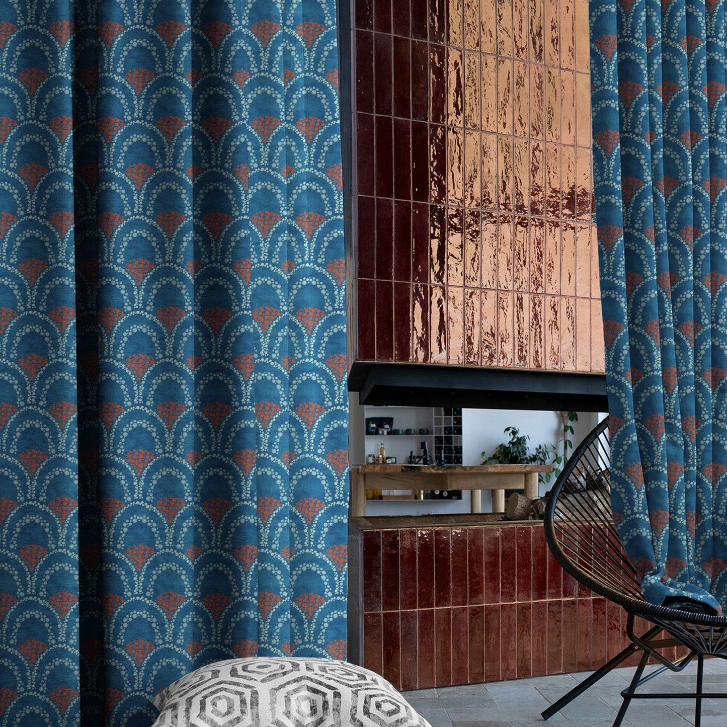 Elegent Geometric Print Matt Finish Room Darkening Curtain Set of 2 MTDS499D