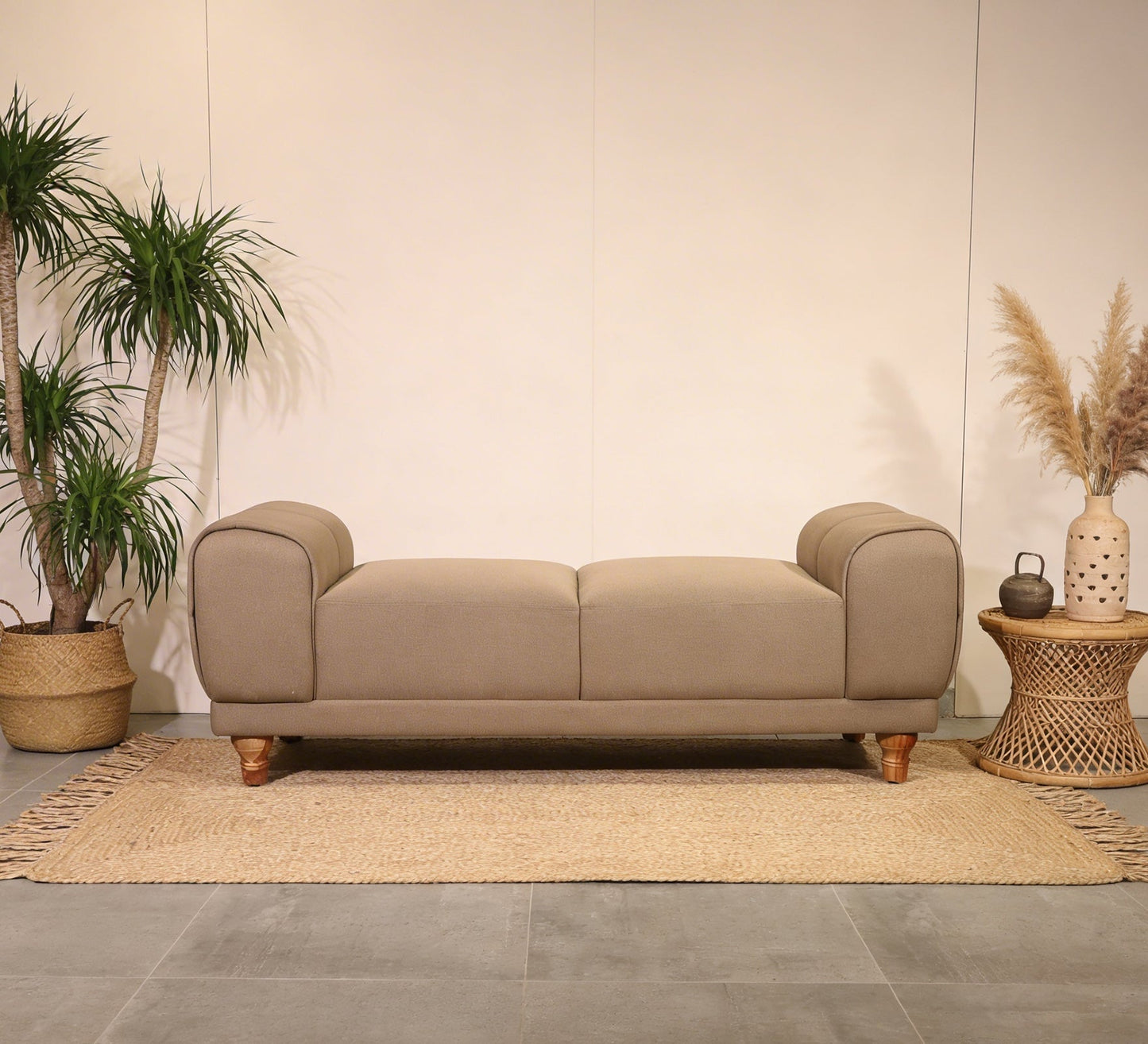 Vantara Lounge Sofa