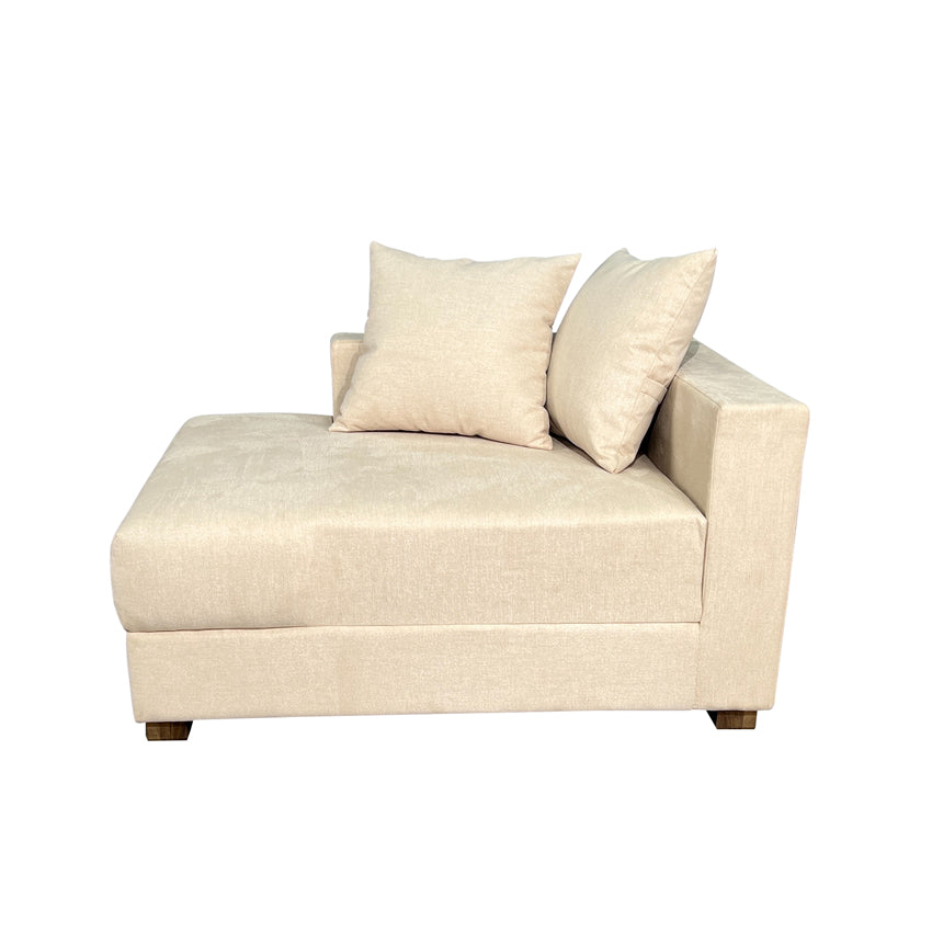 Striado Upholstered Sofa With Chaise Sectional